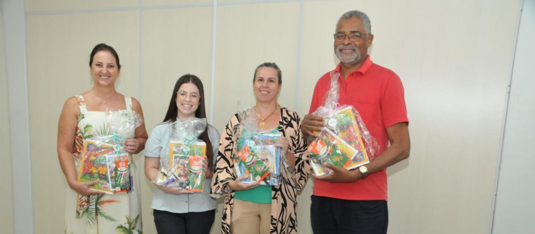 Reciclando o Saber Provida doa 47 kits de materiais escolares às crianças da rede municipal