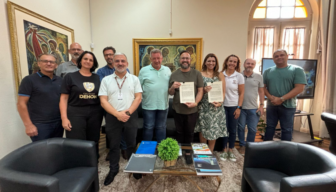 Dois professores são selecionados para apresentar práticas pedagógicas do Dehon em Congresso Internacional