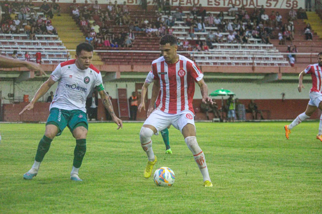 Hercílio Luz celebra vitória sobre o Concórdia e encaminha classificação no Catarinense