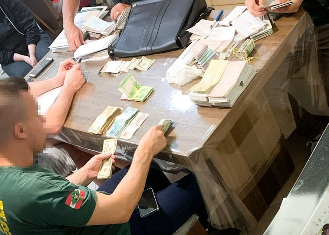 Empresas 'laranjas' são usadas Criciúma para sonegar mais R$ 10 milhões em impostos