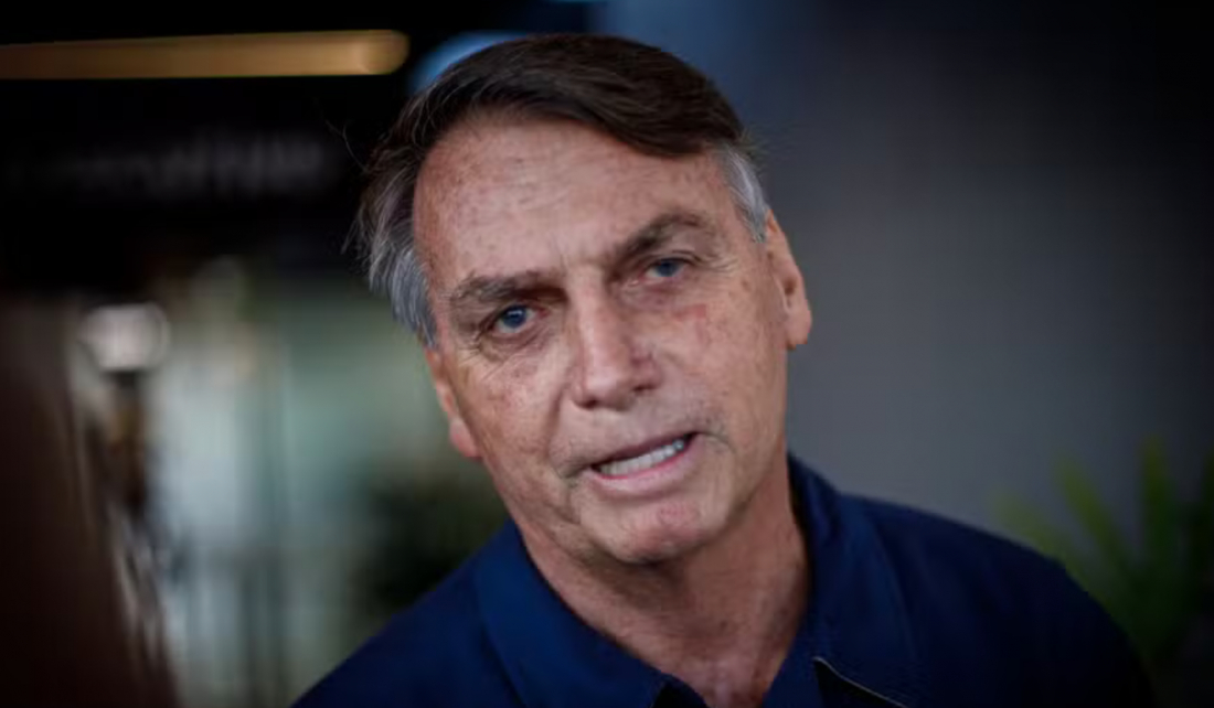 Bolsonaro é internado em São Paulo para avaliar necessidade de nova cirurgia