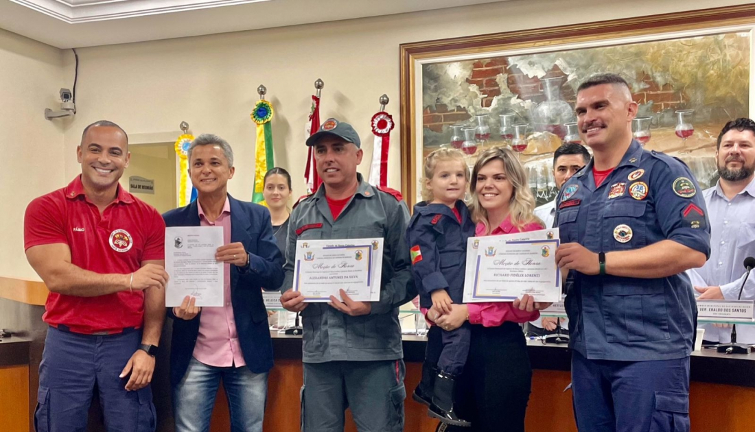 Vereadores homenageiam Bombeiros por salvamento heroico da bebê Lia Alves Francês