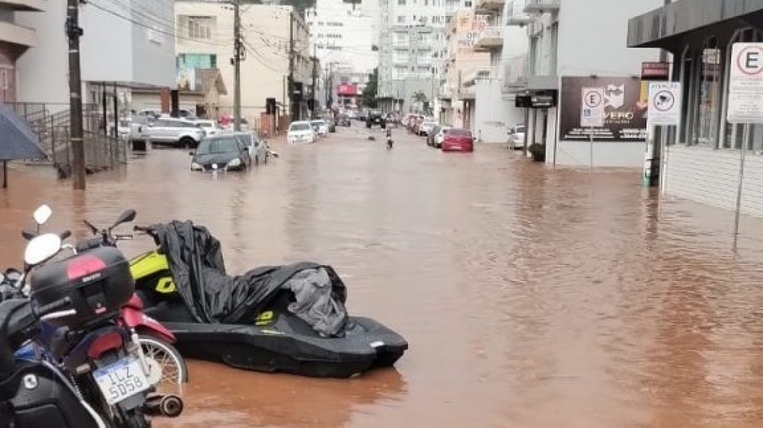Chuvas intensas causam alagamentos na cidade de Concórdia