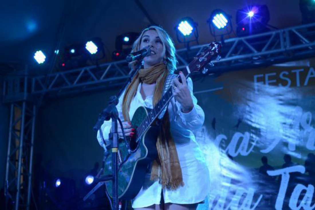 'Eu Sou Daqui': Karen Rosa lança show autoral inédito no Sul Catarinense