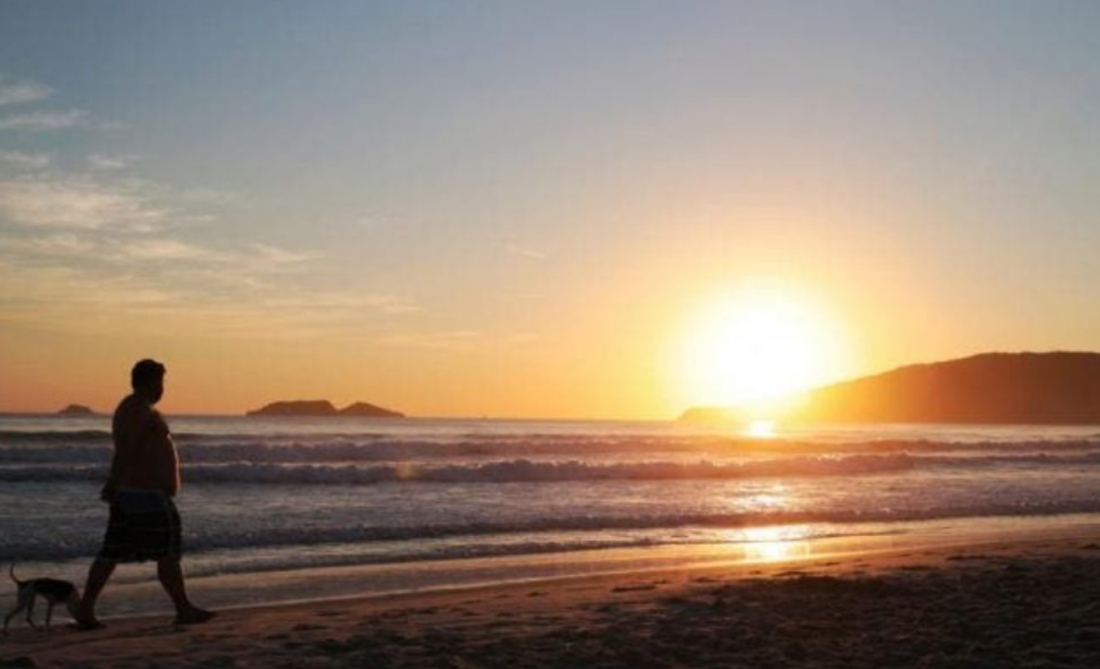 Sábado de Páscoa e praia: SC terá predomínio de sol e máximas acima dos 30°C