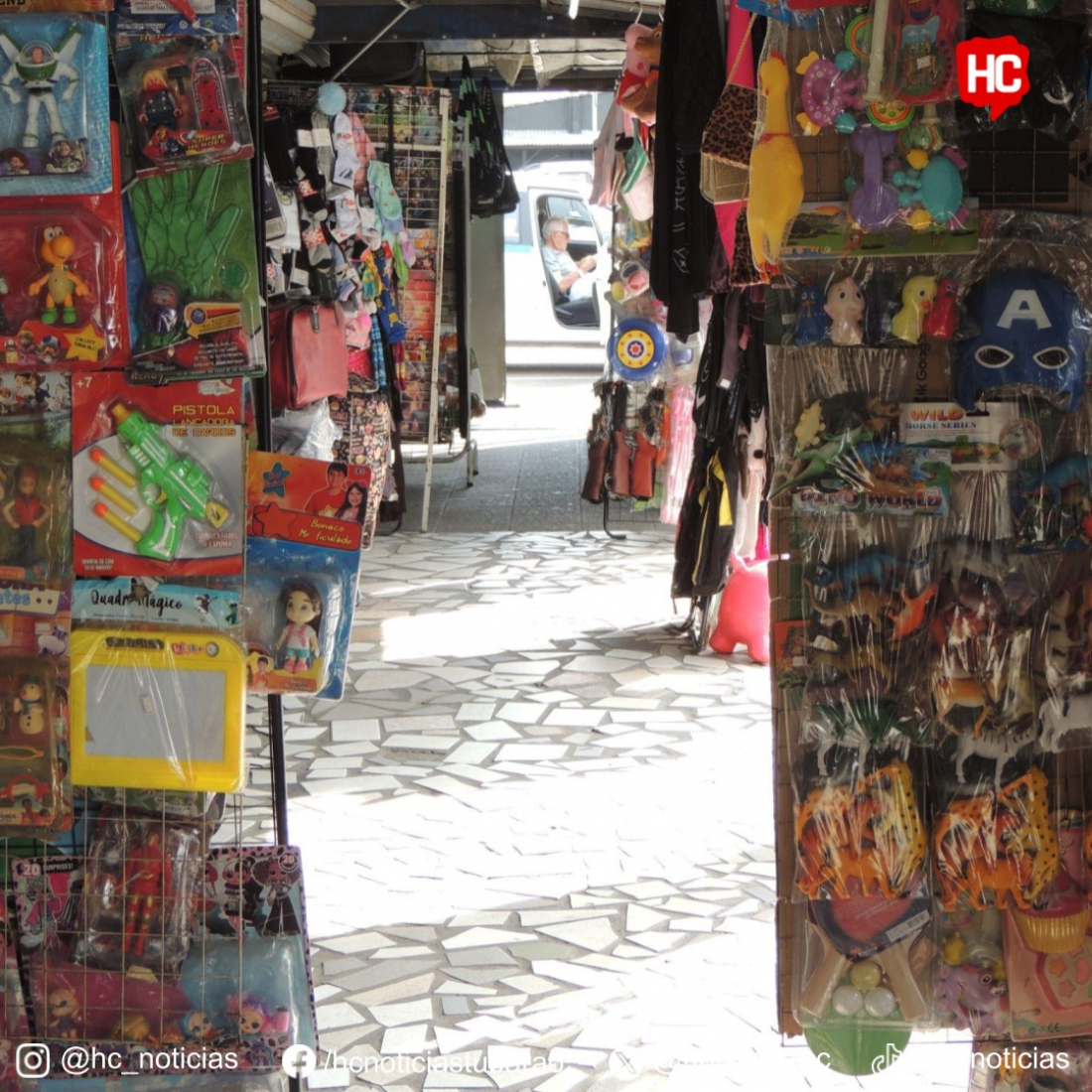 Os camelôs da rodoviária velha