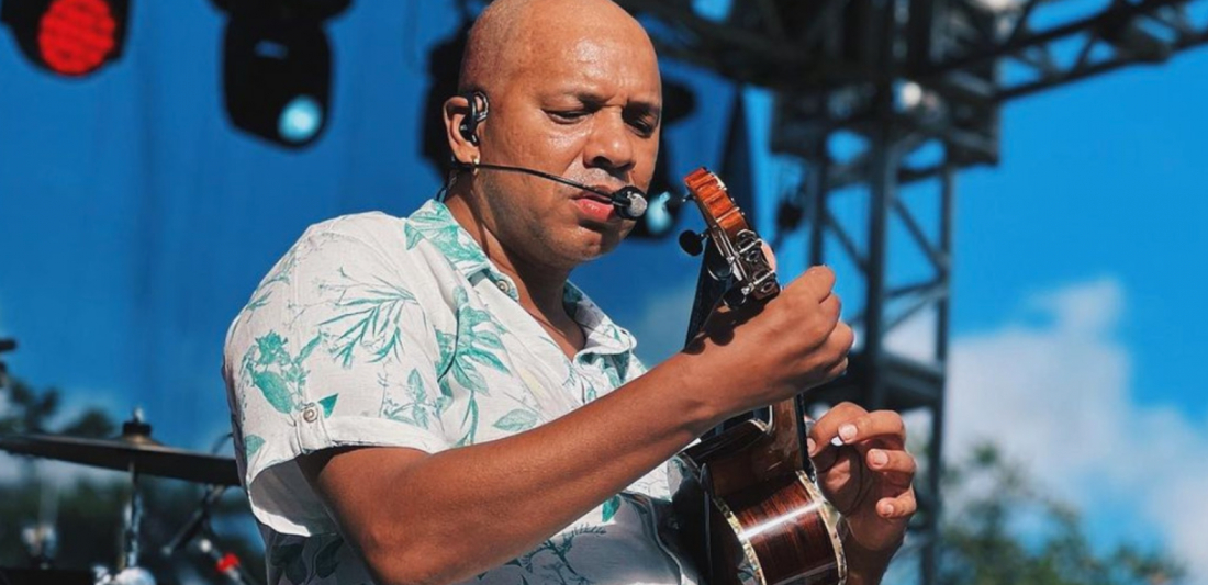 Vocalista do Molejo, Anderson Leonardo volta a UTI e equipe pede: 'Mais respeito'