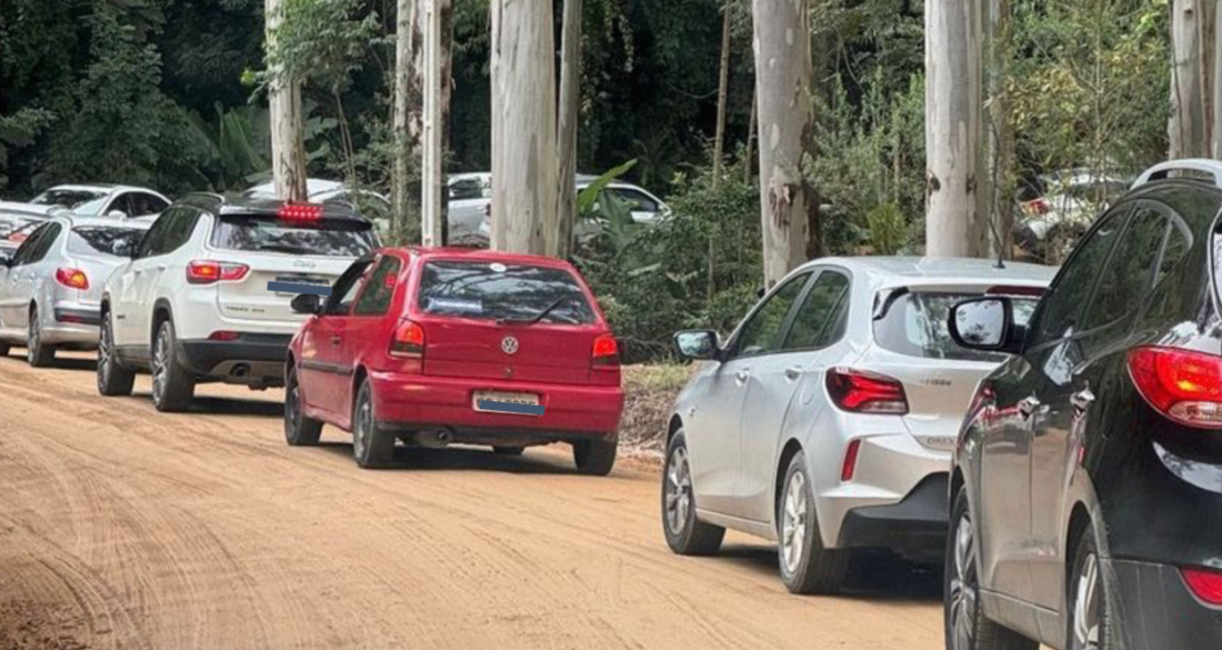 Filas crescem em rotas alternativas para contornar Morro dos Cavalos; confira quais são