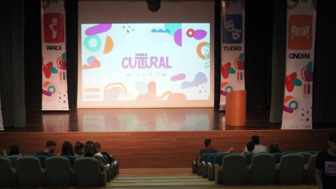 Cine Azul: Parque Diamante promove sessão especial de cinema para autistas