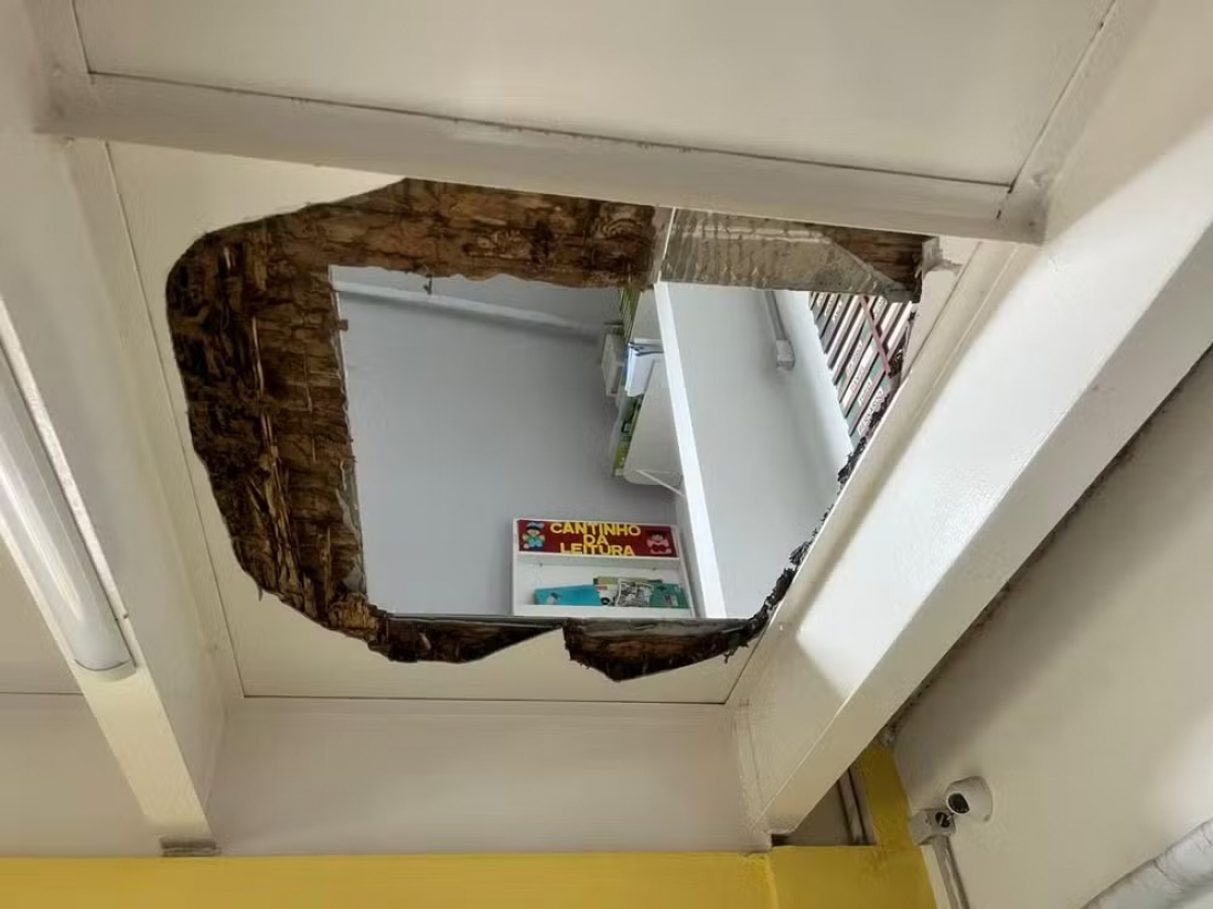 Brasil: professora cai de um andar após buraco se abrir no chão da sala