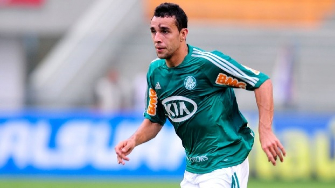 Formado no Palmeiras, atacante Caio Mancha é o novo reforço do Hercílio Luz