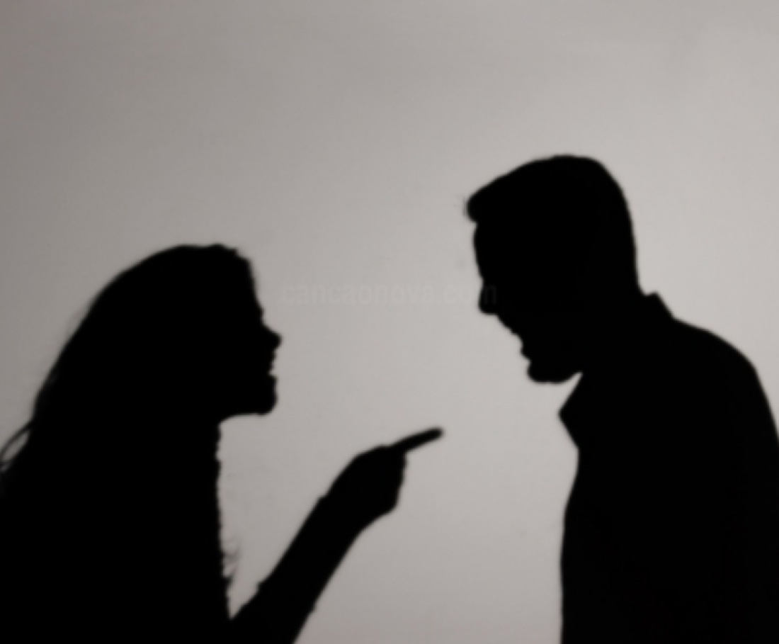 Mulher é conduzida à Delegacia após tentativa de homicídio contra o marido cadeirante em Braço do Norte