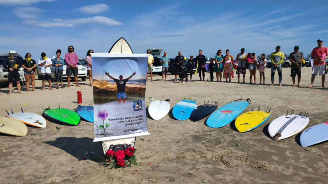 Mero Dandolini recebe homenagens na Praia do Gi