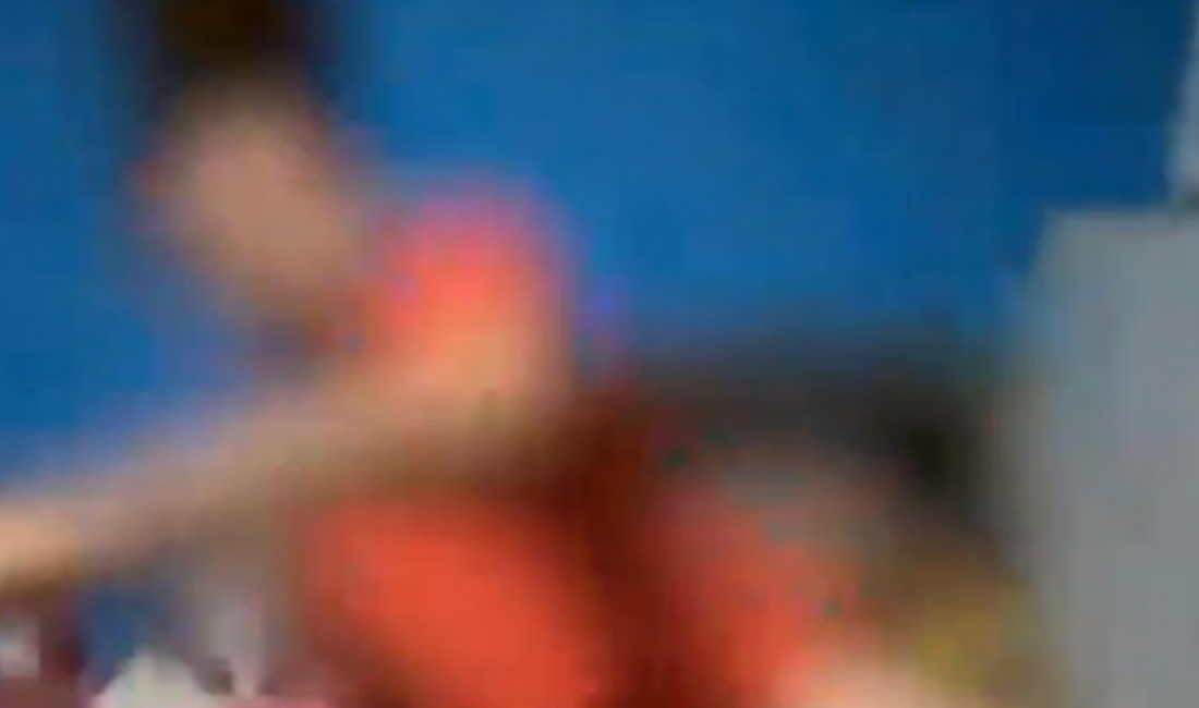 No País: Homem flagrado nu com a filha de 8 anos na cama confessa abuso sexual