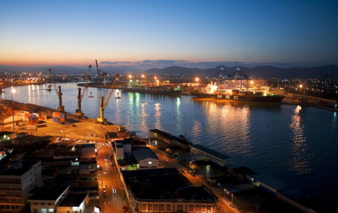 Irmãos Batista, da JBS, assumem controle do Porto de Itajaí, anuncia ministro de Lula