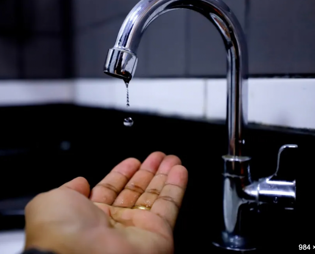 Sistema de abastecimento de água começa a ser reestabelecido em Capivari de Baixo