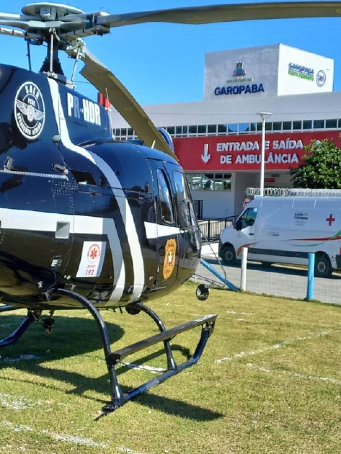 Bebê sofre ferimentos graves após água fervente cair em seu rosto em Garopaba