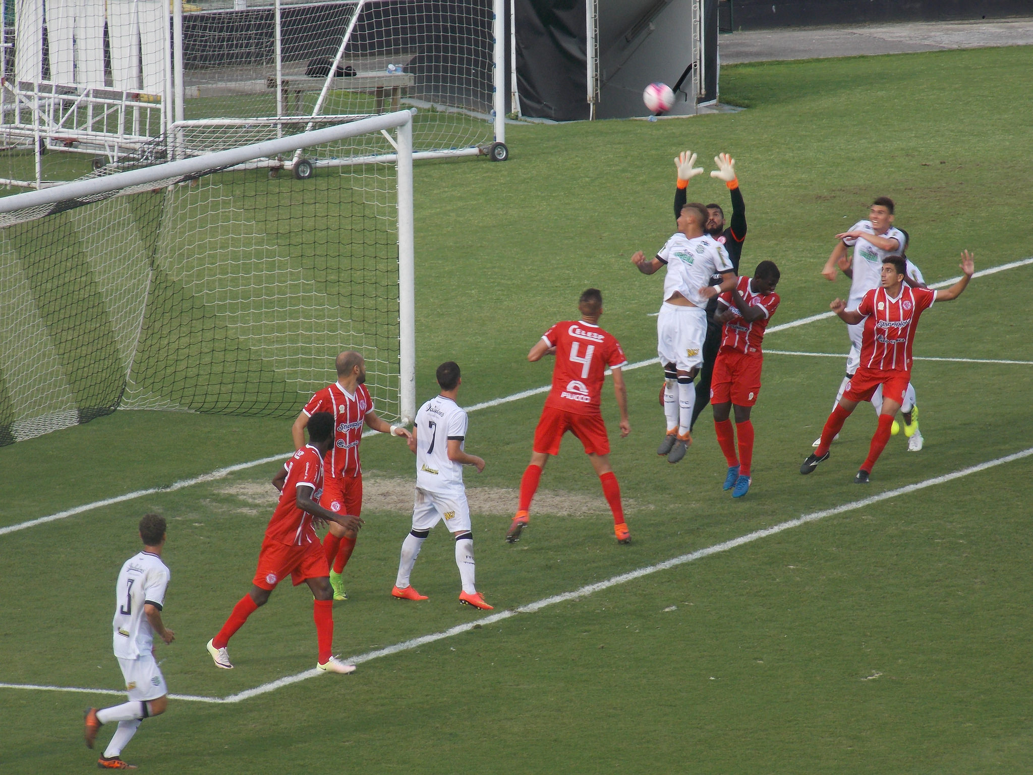 Hercílio Luz perde invencibilidade para o Figueirense