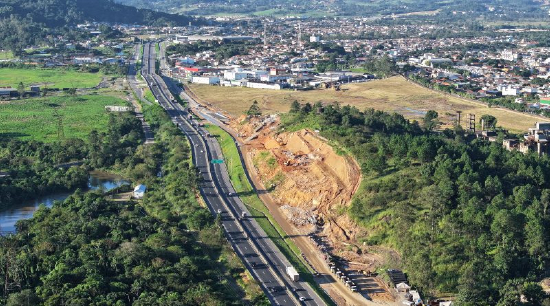 BR-101 em Capivari terá lentidão temporária para detonação de rochas nesta terça-feira (4)