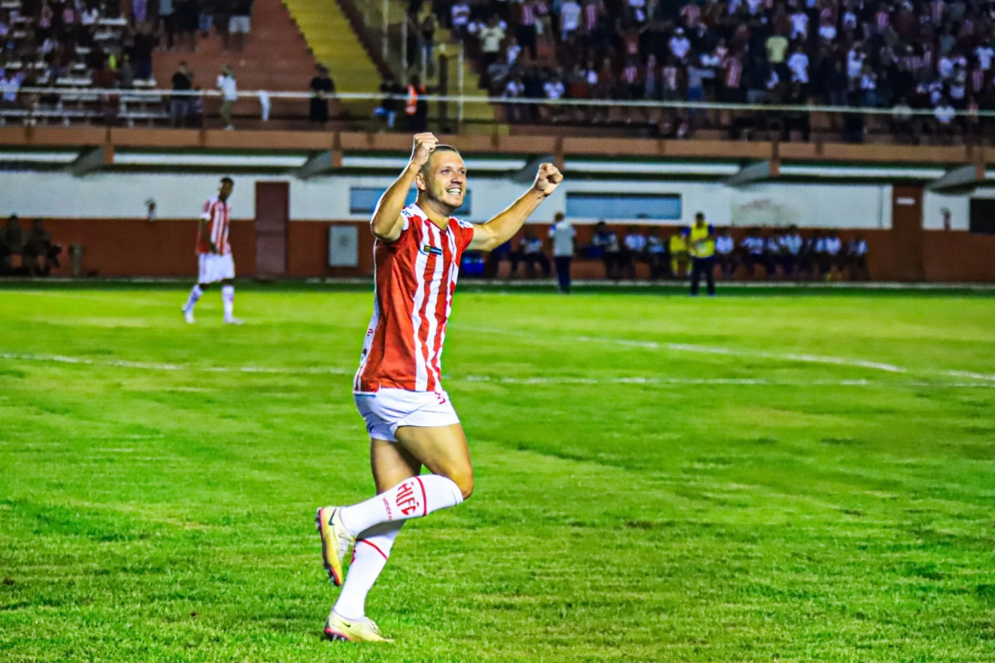 Ainda sem vitórias na Série D, Hercílio Luz afasta três jogadores