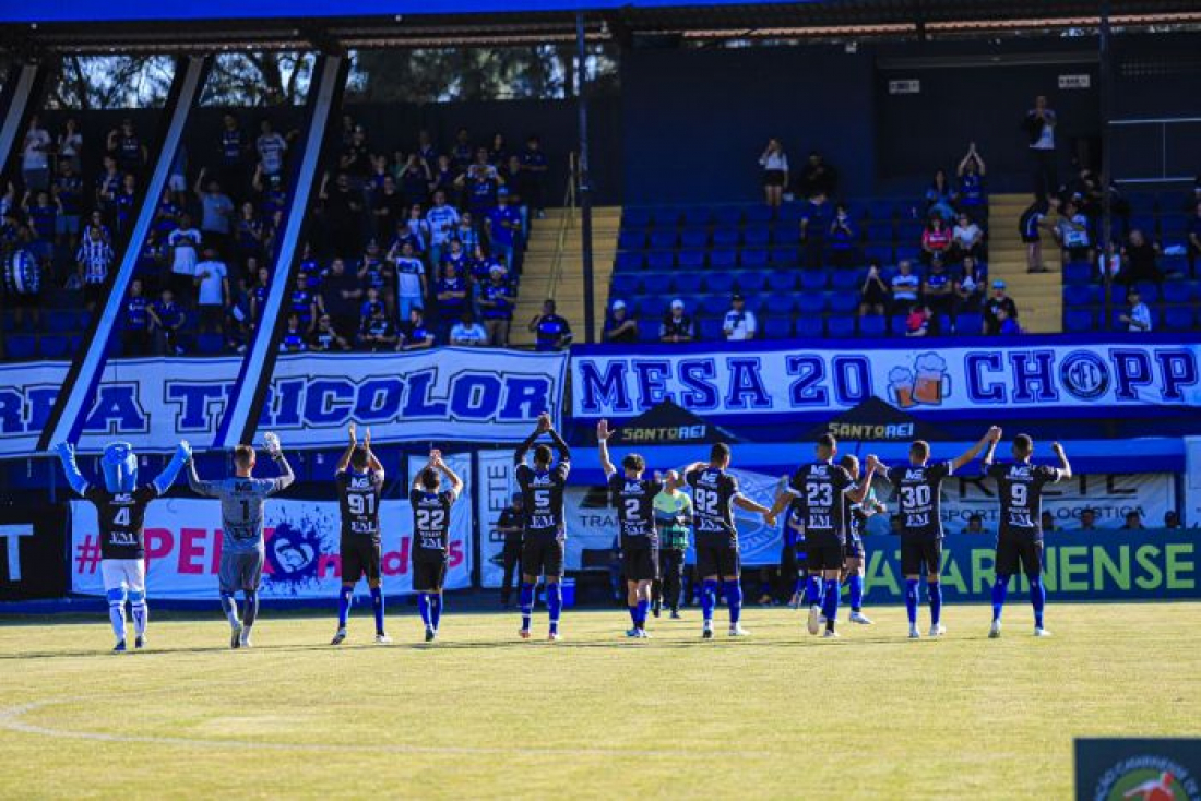 Tubarão encara Carlos Renaux em busca de primeira vitória na segundona