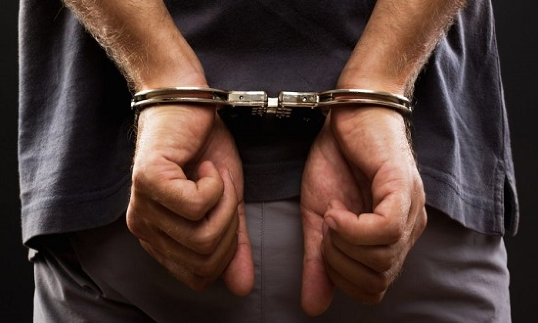 Suspeito de engravidar enteada em estupro é preso em SC