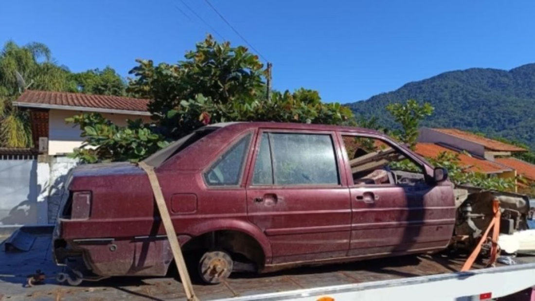 Em SC: mulher vai buscar carro 3 anos depois em oficina; mecânico vendeu peças para comprar drogas