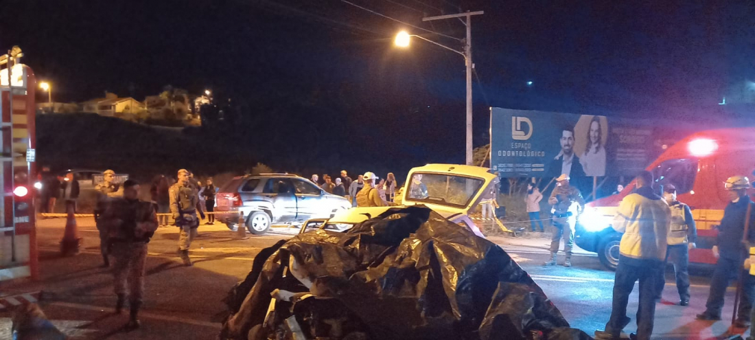 Atualização: acidente em Gravatal vitimou jovem de 23 anos; menino de 9 anos foi ejetado de veículo