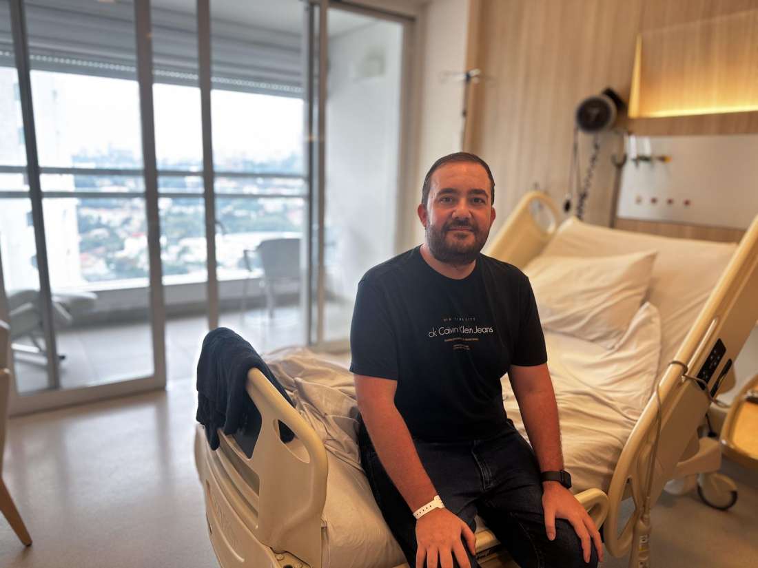 Jornalista Alessandro Neves recebe alta hospitalar após quase 30 dias internado, 20 deles na UTI