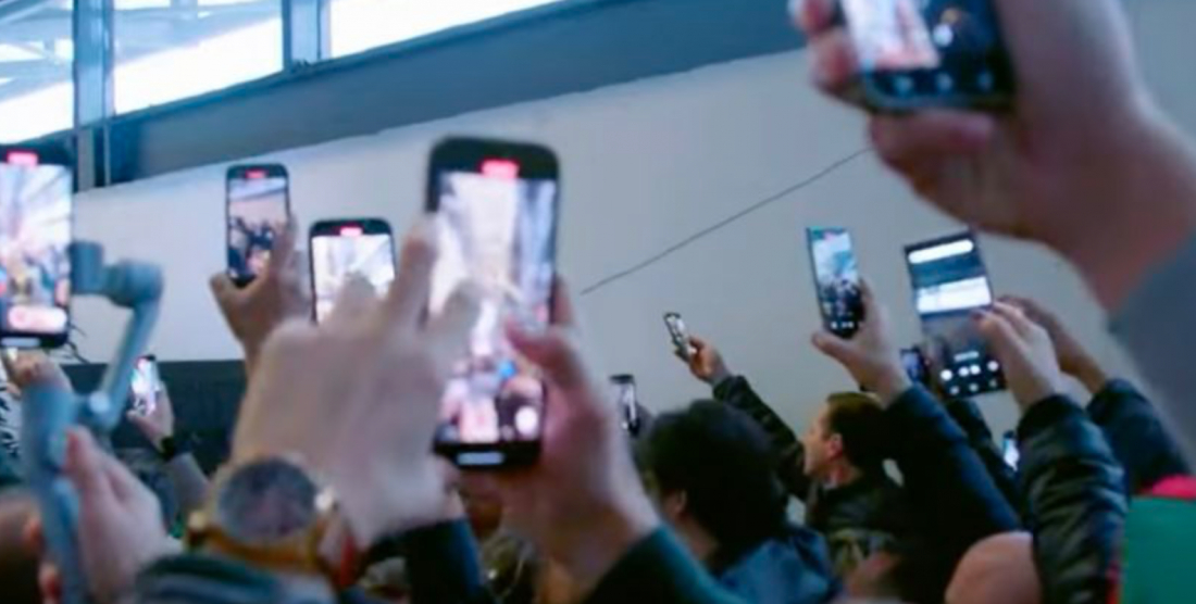 (Vídeo) Jornalistas da Globo e CNN são expulsos de evento da CPAC em Balneário Camboriú