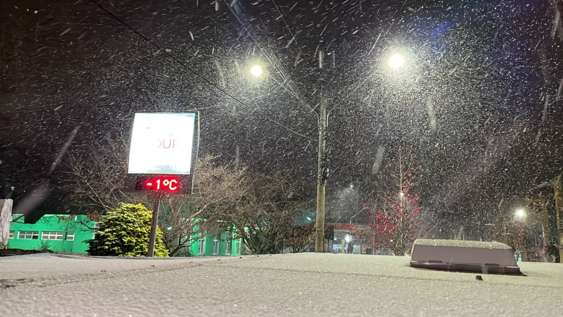SC pode ter neve e chuva congelante entre a noite desta terça e madrugada de quarta