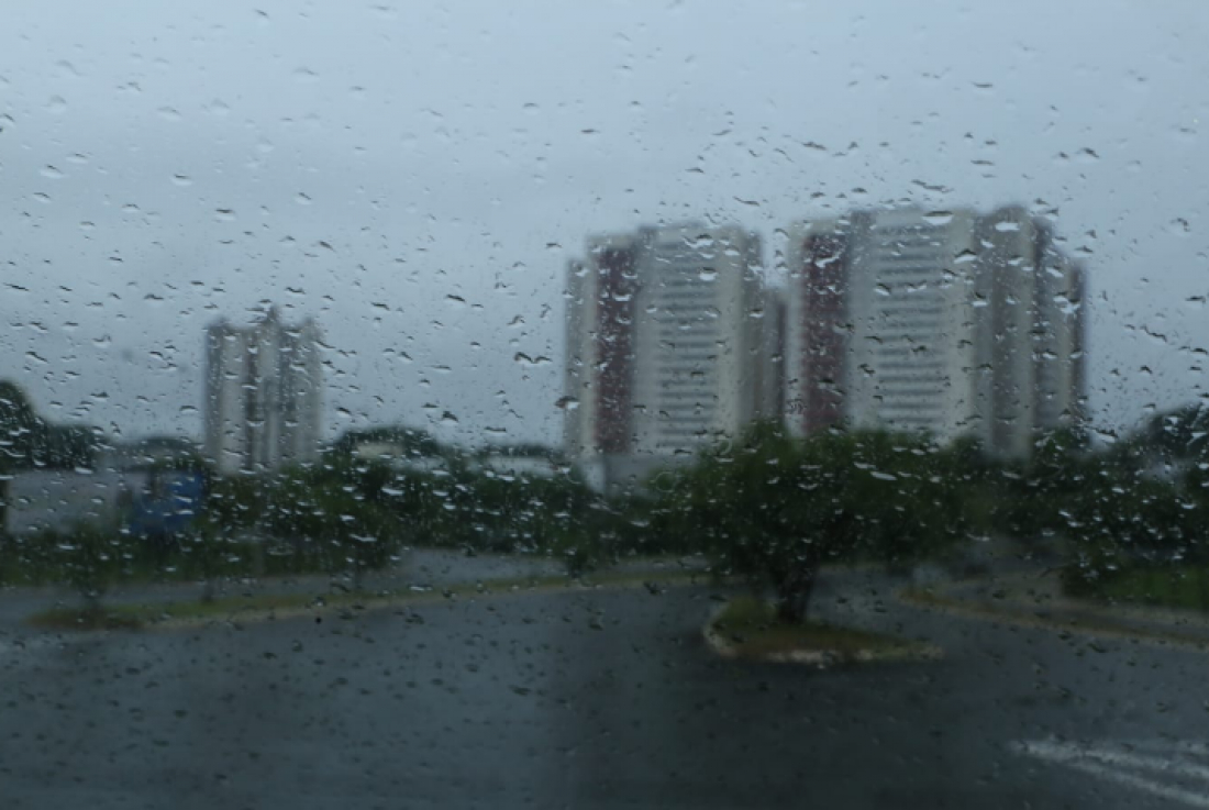 Domingo será de chuva persistente em Santa Catarina; sol deve voltar na segunda