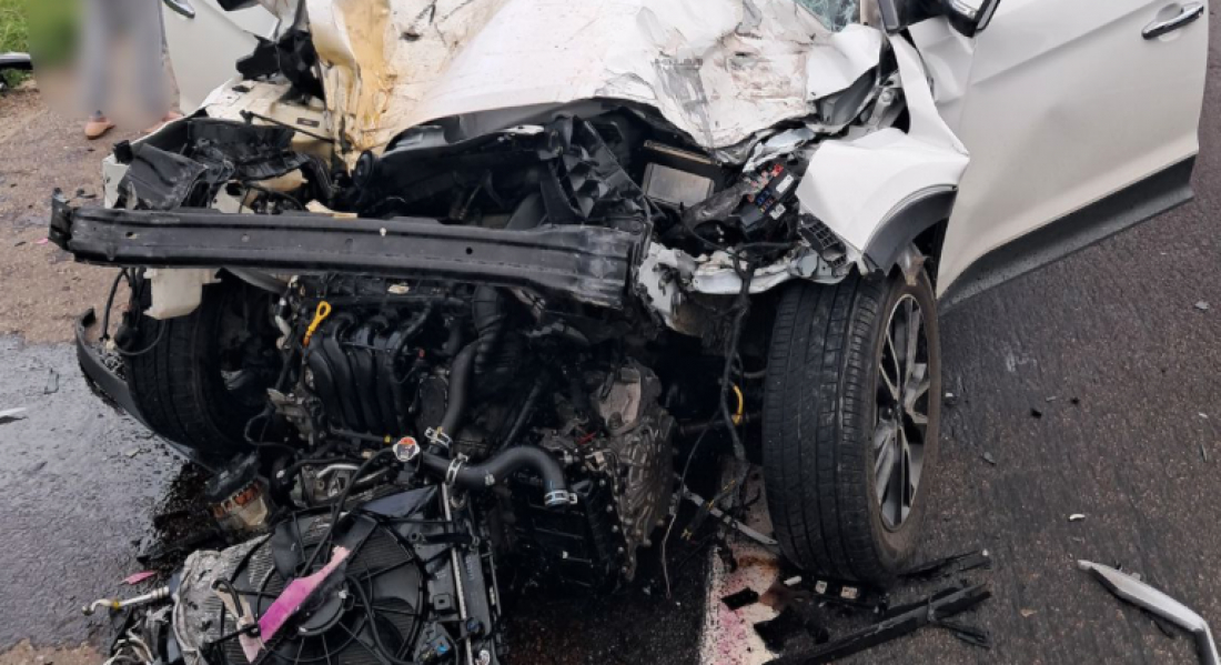 Homem fica em estado crítico após colisão com carreta na BR-101 em Jaguaruna