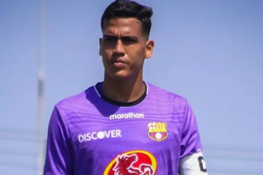 Goleiro do Barcelona de Guayaquil bate cabeça e morre antes de jogo contra time brasileiro