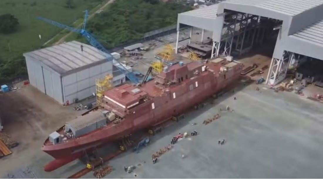 Conheça o 1° navio da Marinha construído em SC, que já tem data para ir ao mar