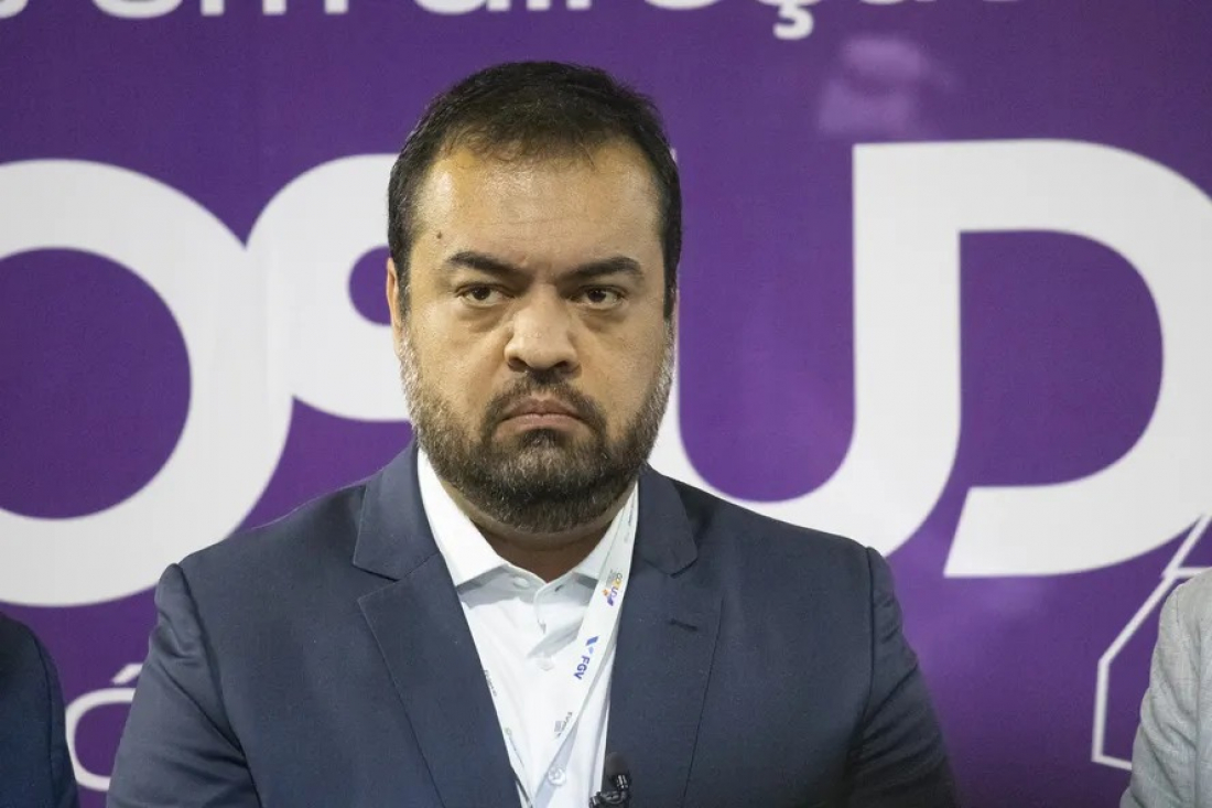 Claudio Castro, governador do RJ, é indiciado por corrupção e peculato