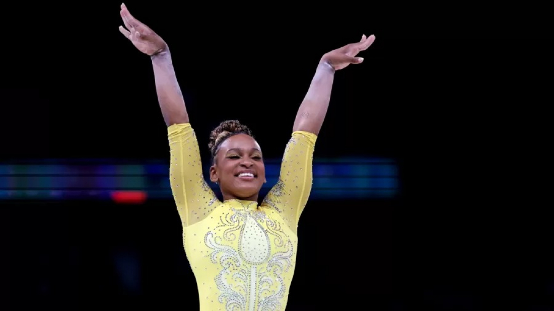 Rebeca Andrade conquista prata no Individual Geral e continua na disputa por medalhas em Paris