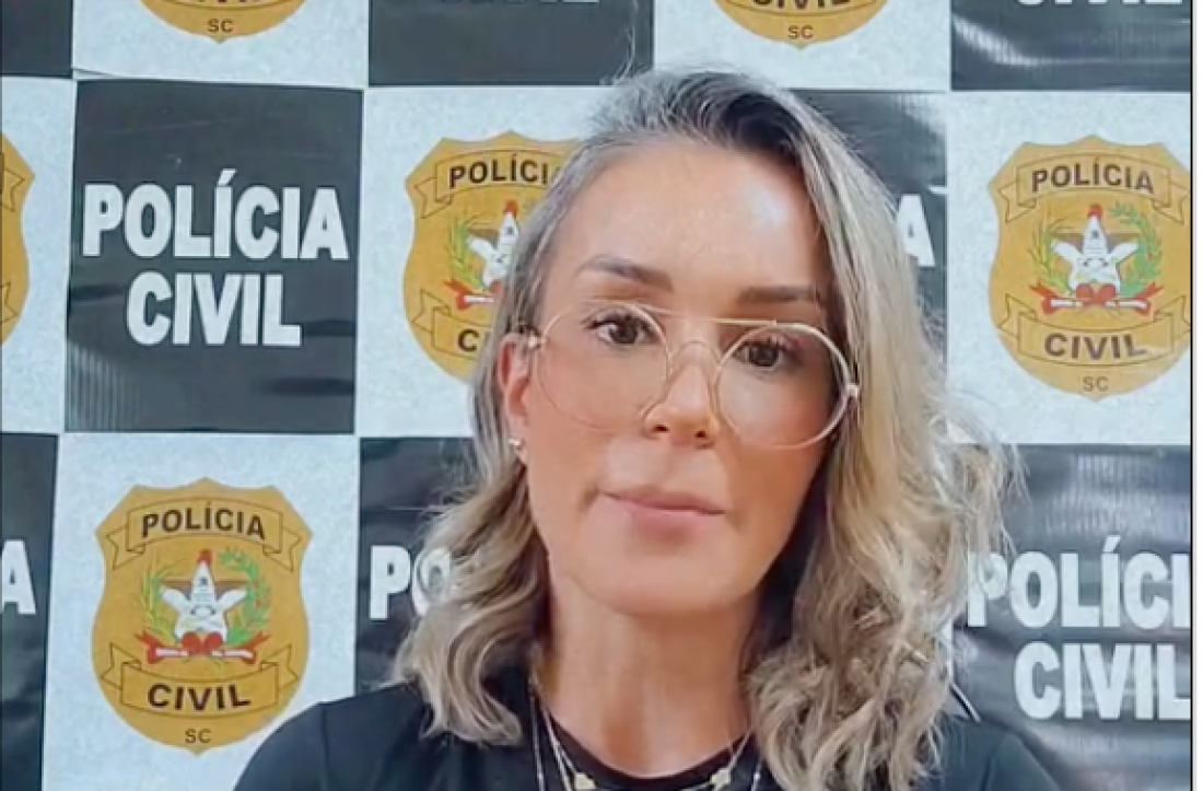 (Vídeo) Delegada Vivian Garcia Selig reflete sobre avanços após 18 anos de Lei Maria da Penha