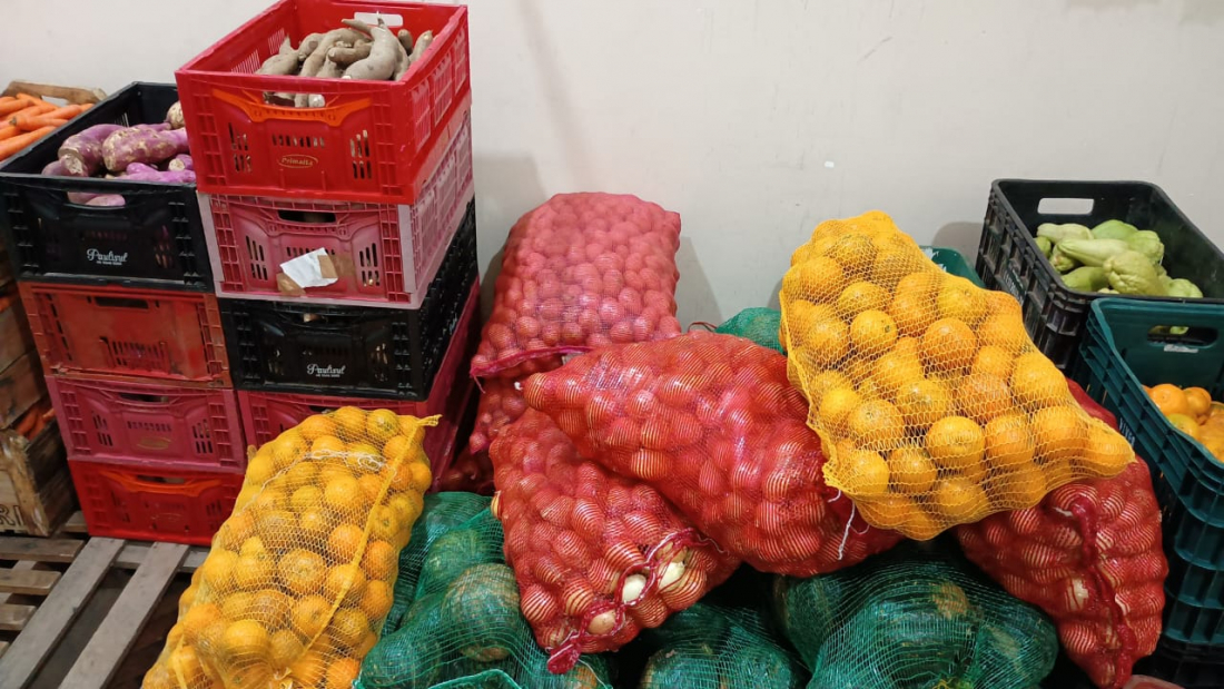 Tubarão inicia programa de distribuição de alimentos da agricultura familiar à população socialmente vulnerável