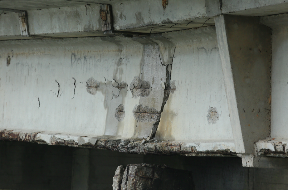 Com risco de cair, ponte segue interditada em Imbituba