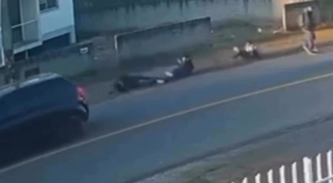 Adolescente é atropelado enquanto ia para a escola no Sul de SC