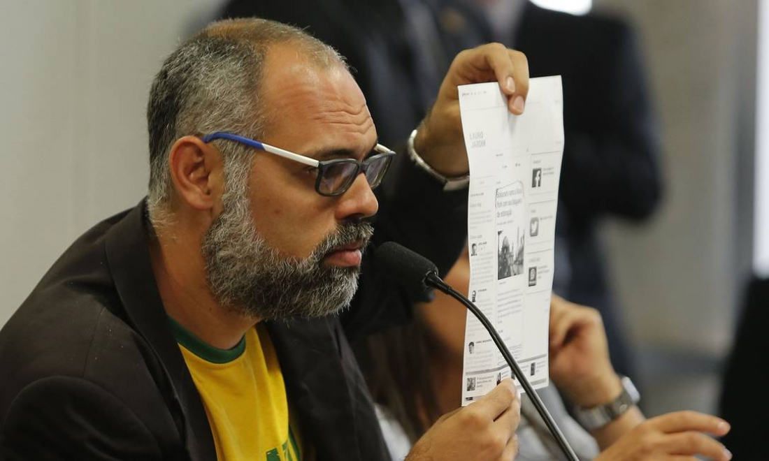 Moraes reforça pedido de prisão de Allan dos Santos e Oswaldo Eustáquio