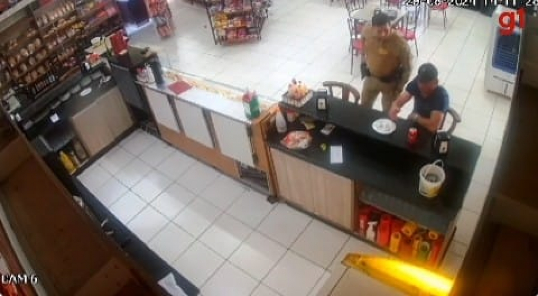 Preso enquanto lanchava: irmão do homem que matou ex e filhos queimou carro com os corpos dentro para ocultar crime