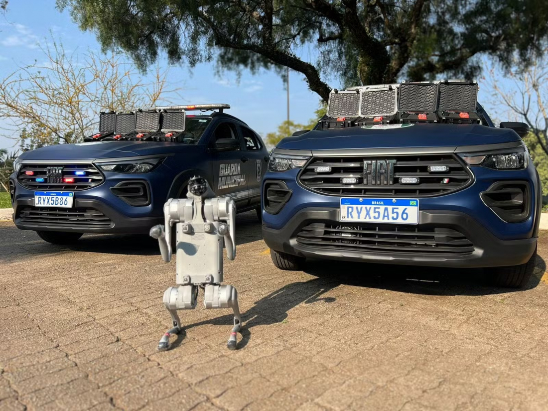 Em SC: cão robô vira reforço a efetivo de segurança em Chapecó