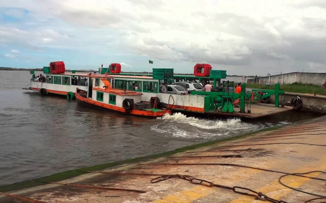 Investigação que apura ausência de licitação da balsa em Laguna é prorrogada novamente
