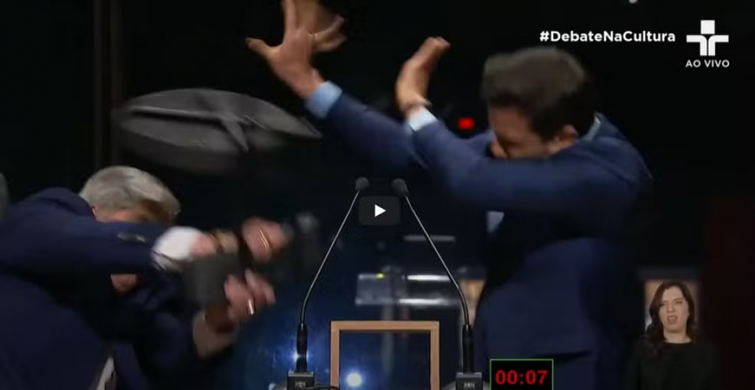 Polícia abre investigação contra Datena por lesão corporal após cadeirada em Marçal