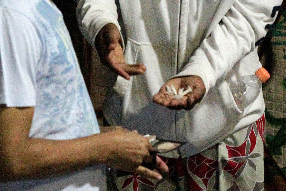 PM apreende adolescente de 14 anos que traficava cocaína em Tubarão