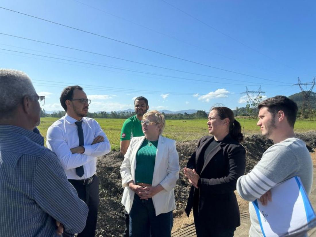 Vistoria analisa impacto após mudança de sentido nas marginais da BR-101 em Capivari