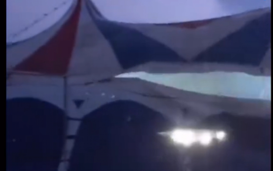 (Vídeo) Ventos fortes derrubam estrutura de circo instalado em Imbituba