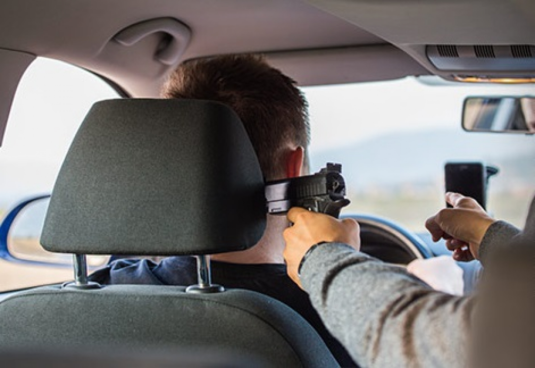 Motorista de aplicativo é agredido e assaltado em Tubarão